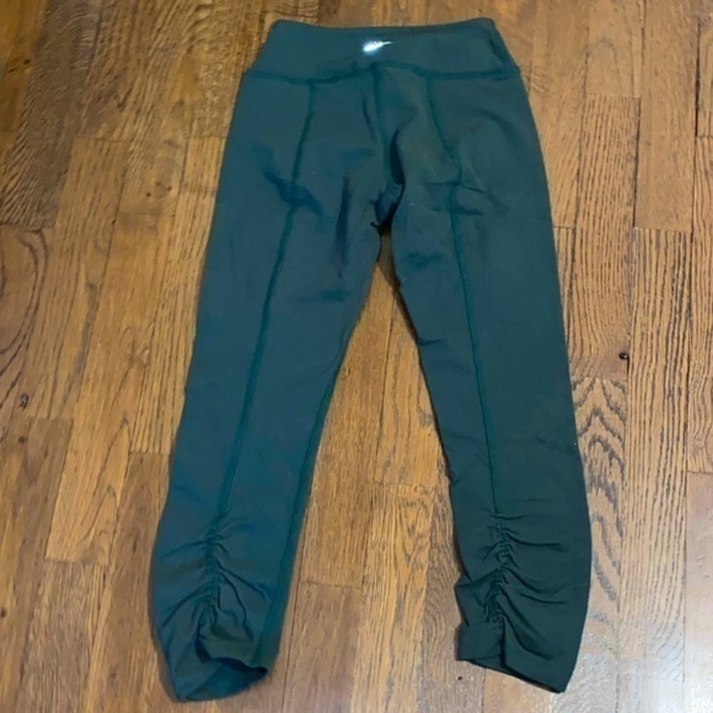 Beyond Yoga Forest Green Leggings